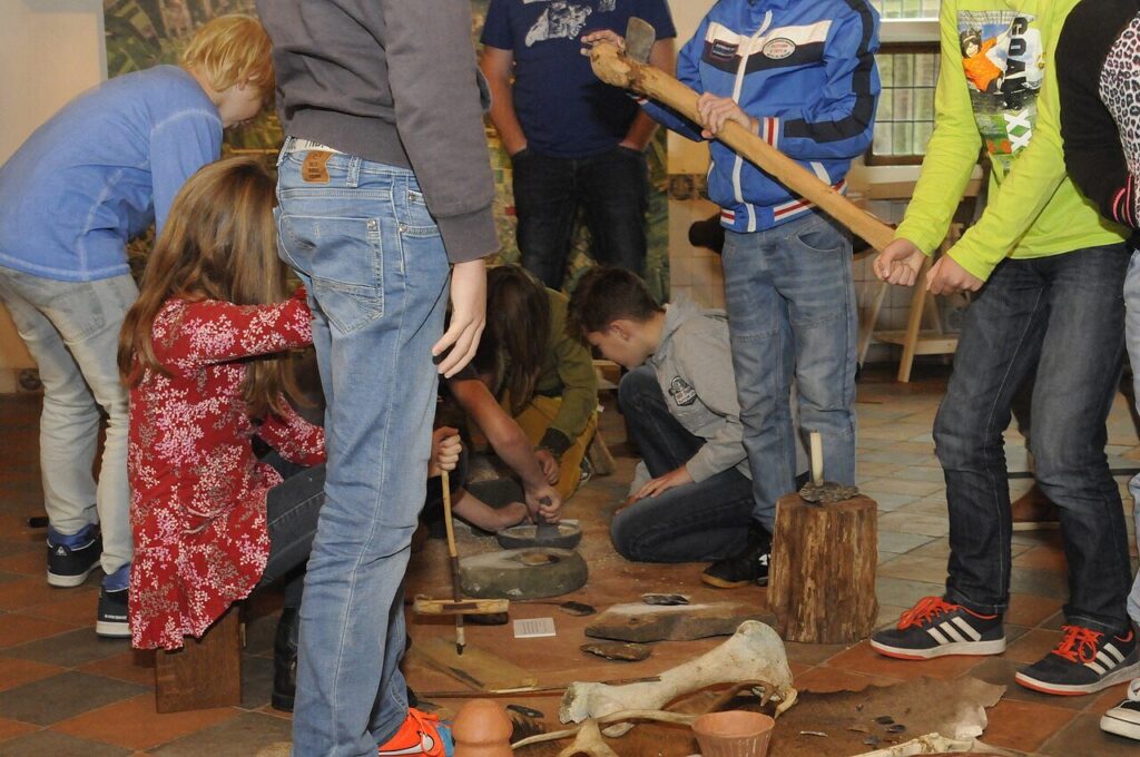 The Great Dino Show | The Found Egg | 1:15 PM in Almelo